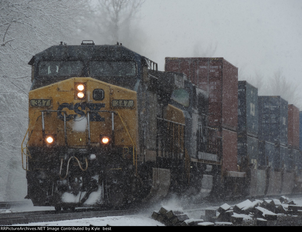 CSX 347 on I162 